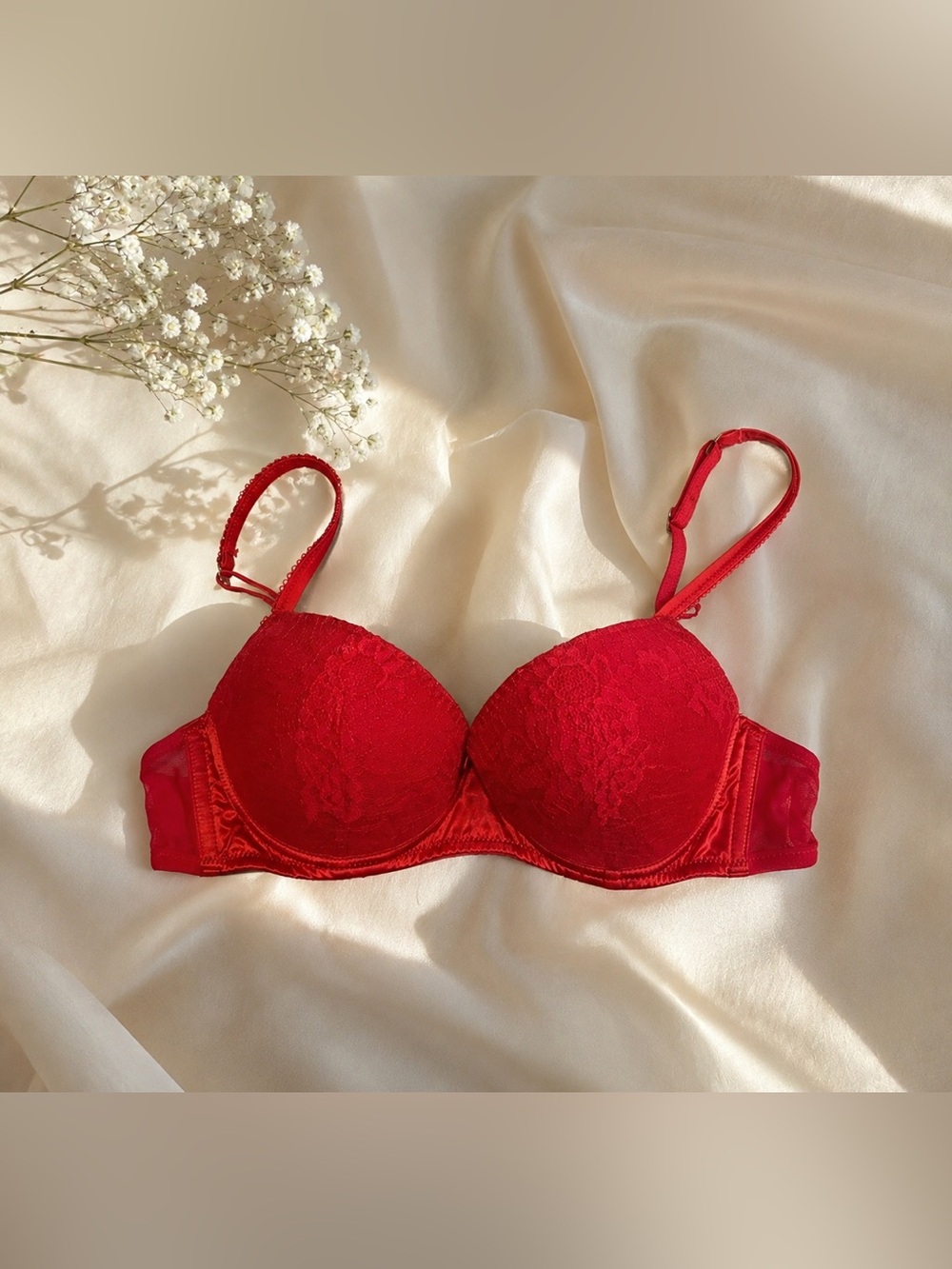 Intimissimi red bra